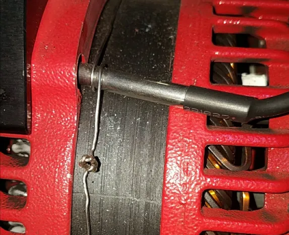 12V alternator case sensor
