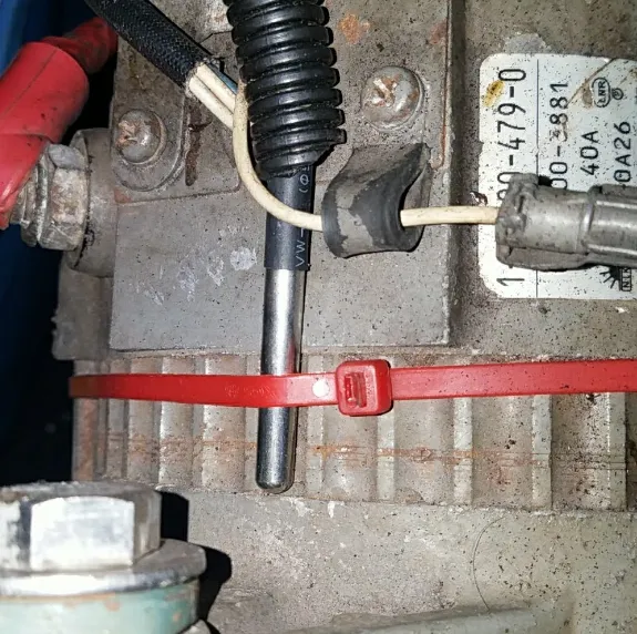 24V alternator case sensor