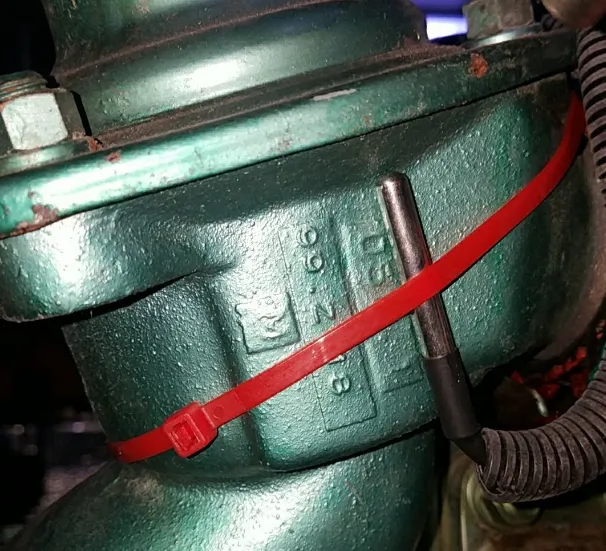 Thermostat housing sensor